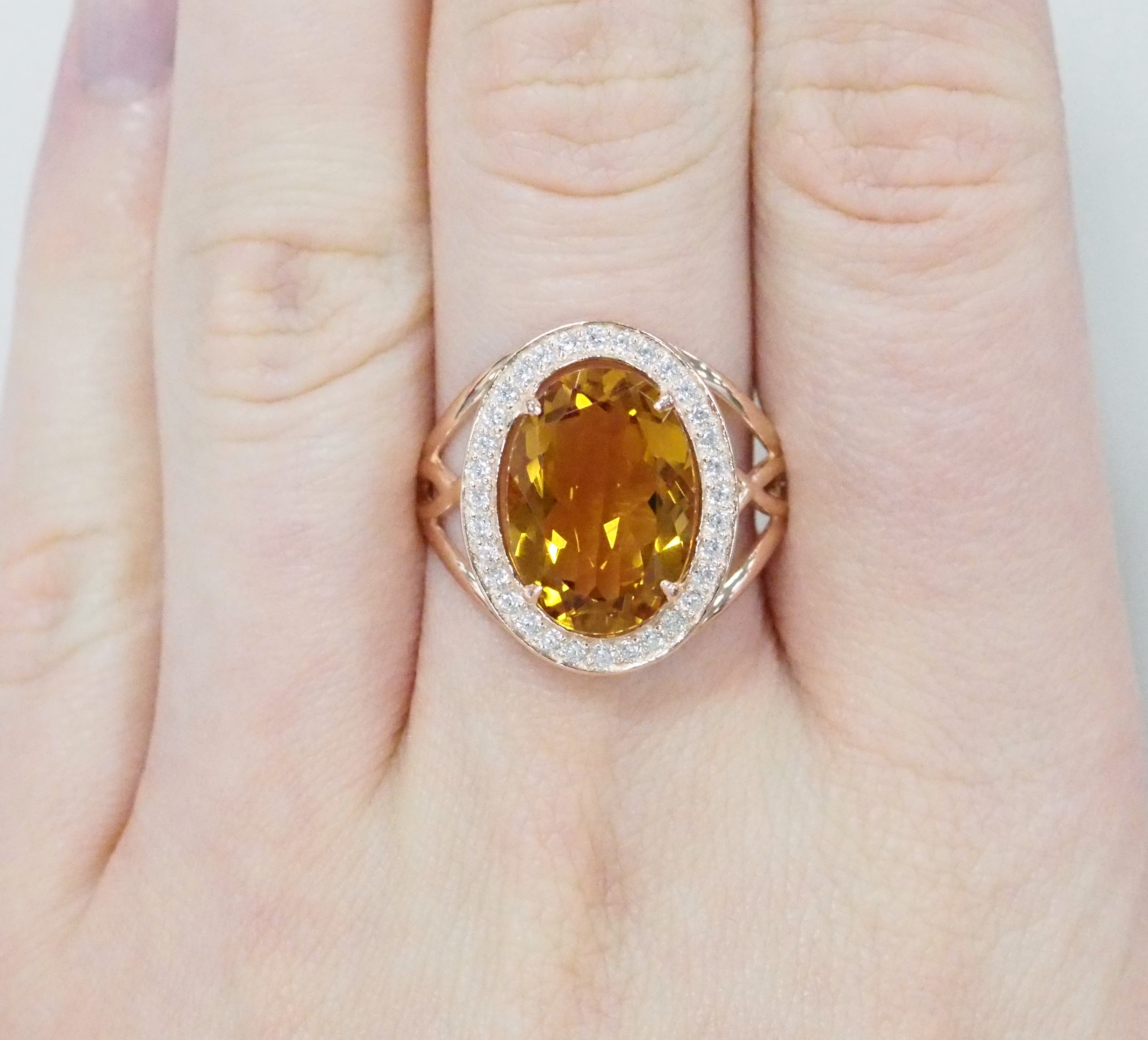 Серебряное кольцо с цитрином